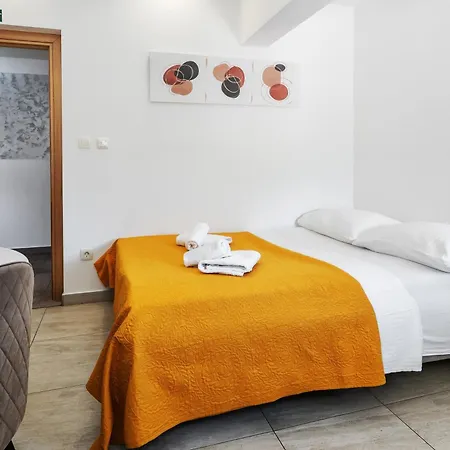 Bruno'S Pool House Ciovo