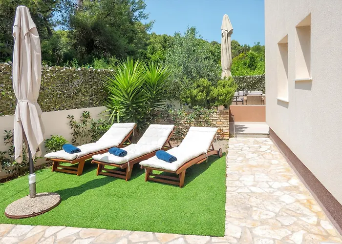 Lägenhet Bruno's Pool House Ciovo