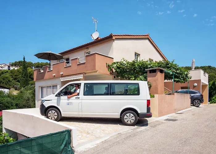 Appartement Bruno's Pool House Ciovo