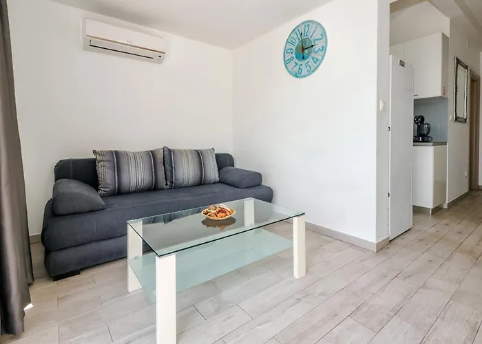 Lägenhet Bruno's Pool House Ciovo *