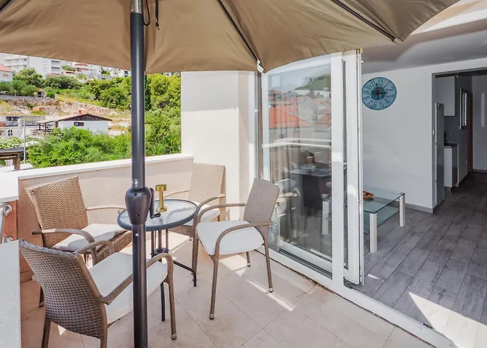 Bruno's Pool House Ciovo