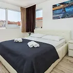 Bruno's Pool House Ciovo تروغير