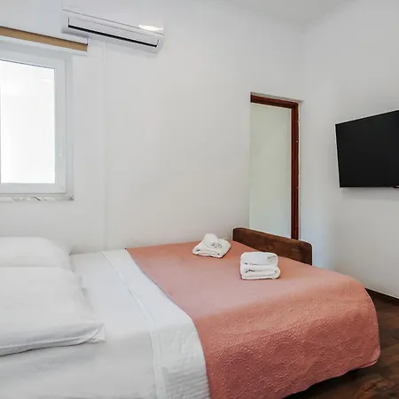 Bruno'S Pool House Ciovo 트로기르