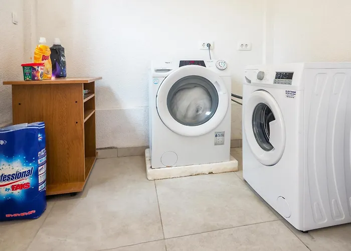 Апартаменти Bruno's Pool House Ciovo