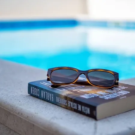Bruno's Pool House Ciovo Appartement